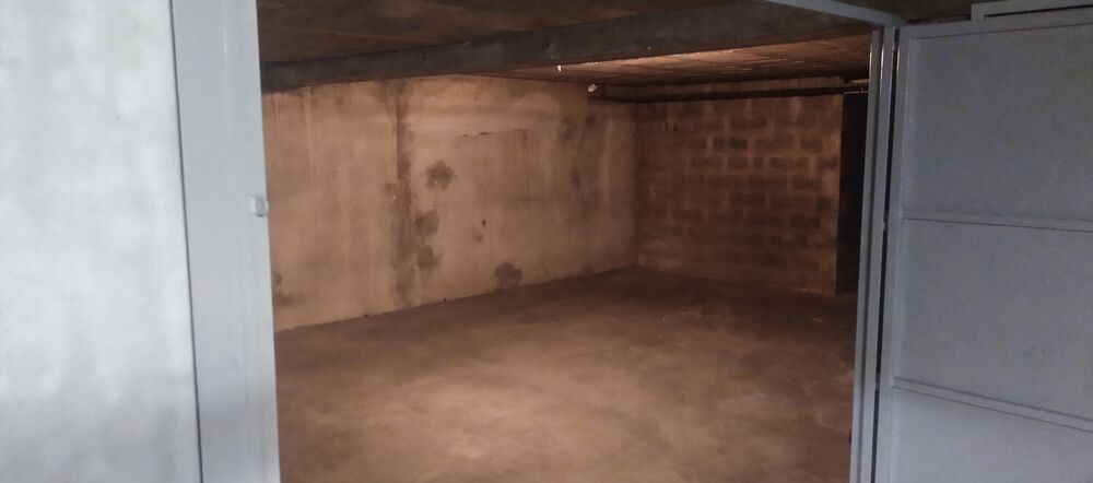 Vente Parking/Garage Martigues Ferrière Grand Garage 37m² Martigues