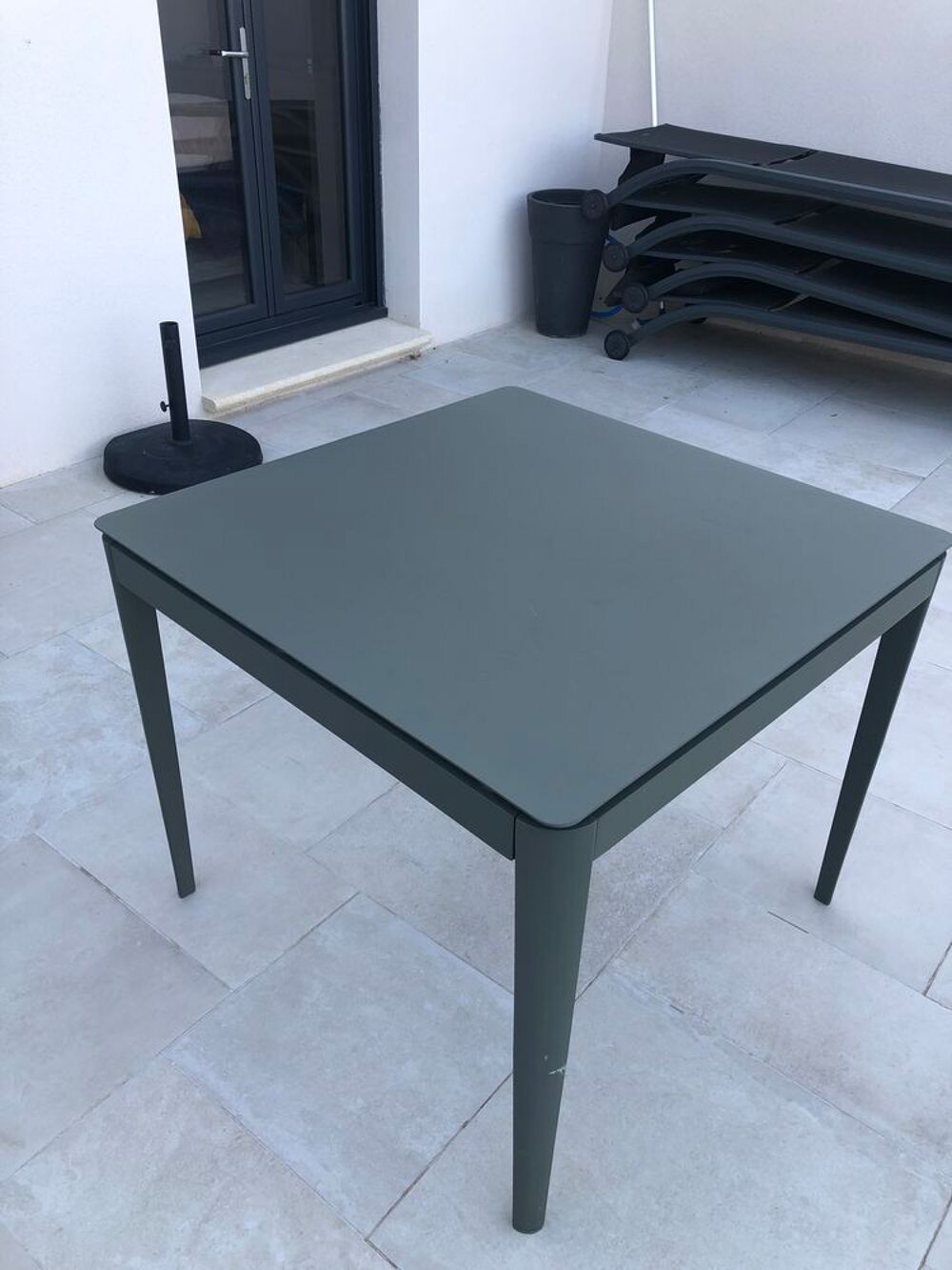 Table M&eacute;tal Aluminium Int&eacute;rieur / Ext&eacute;rieur Meubles