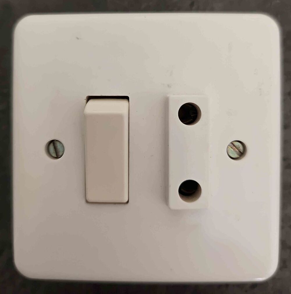 Lot appareillage &eacute;lectrique Bricolage
