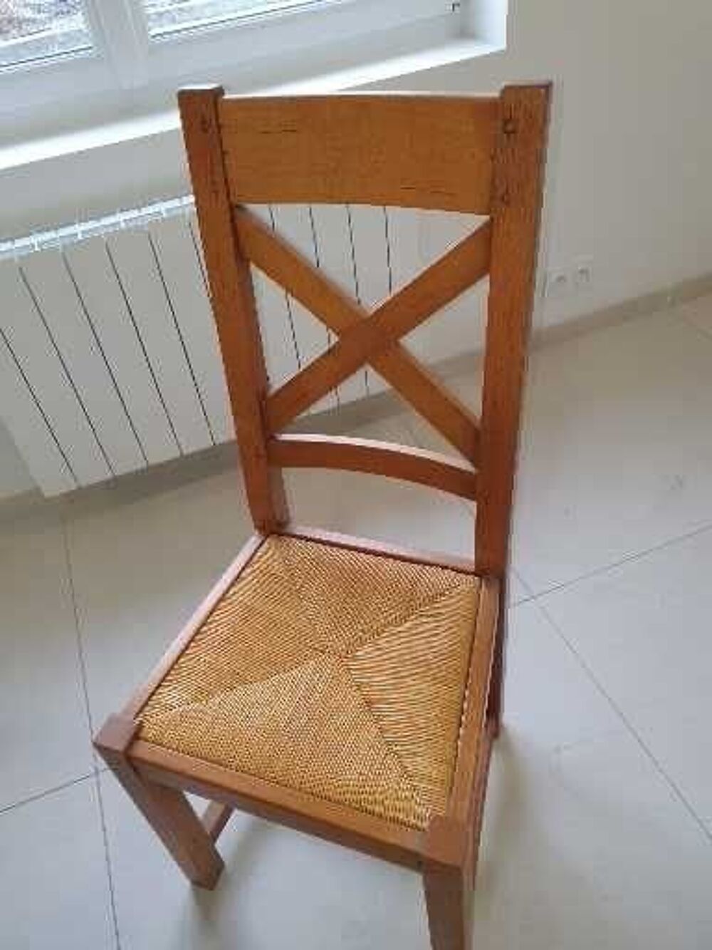 Salle &agrave; manger compl&egrave;te, ch&ecirc;ne massif neuf Meubles