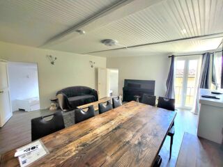  Appartement à louer 5 pièces 105 m²
