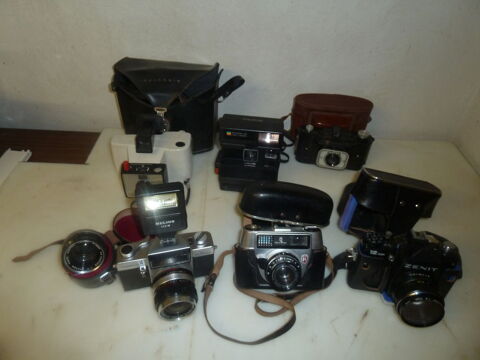appareil photos et projecteur diapos ancien 220 Domessin (73)
