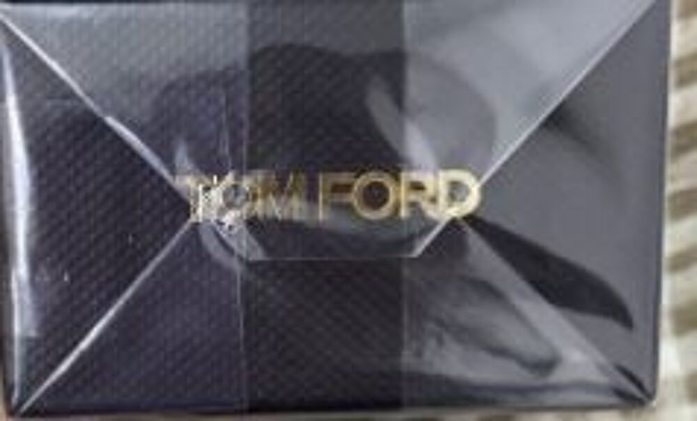 TOM FORD TABACCO
Maroquinerie