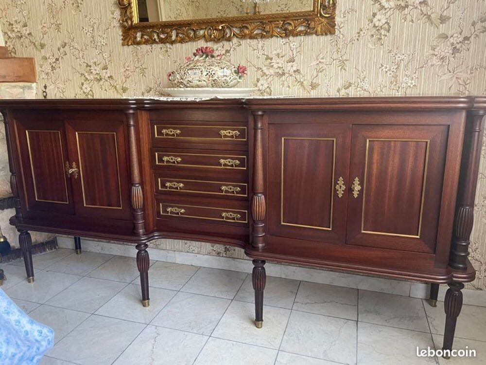 Salle &agrave; manger en acajou Meubles