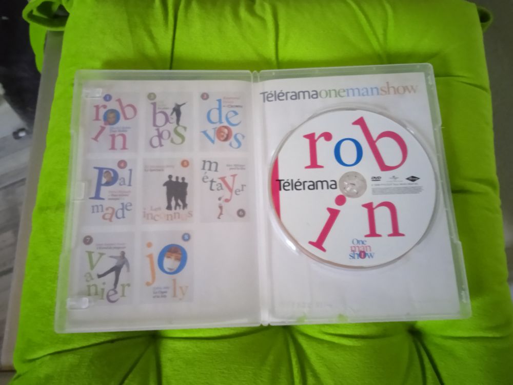 DVD Muriel Robin
Tout robin one man show
1996 DVD et blu-ray