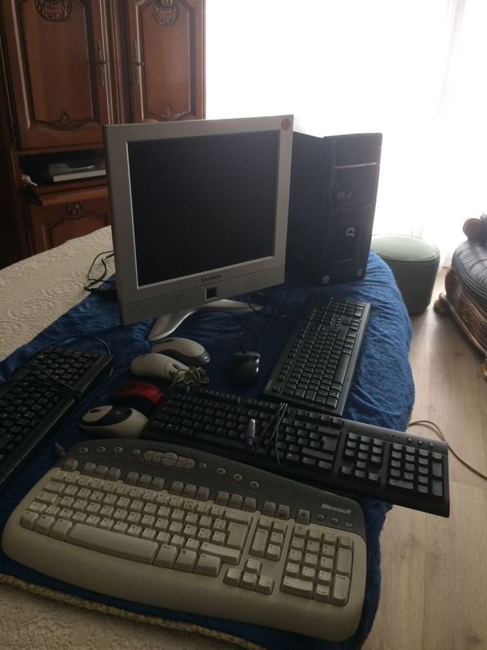 ordinateur de bureau Matériel informatique