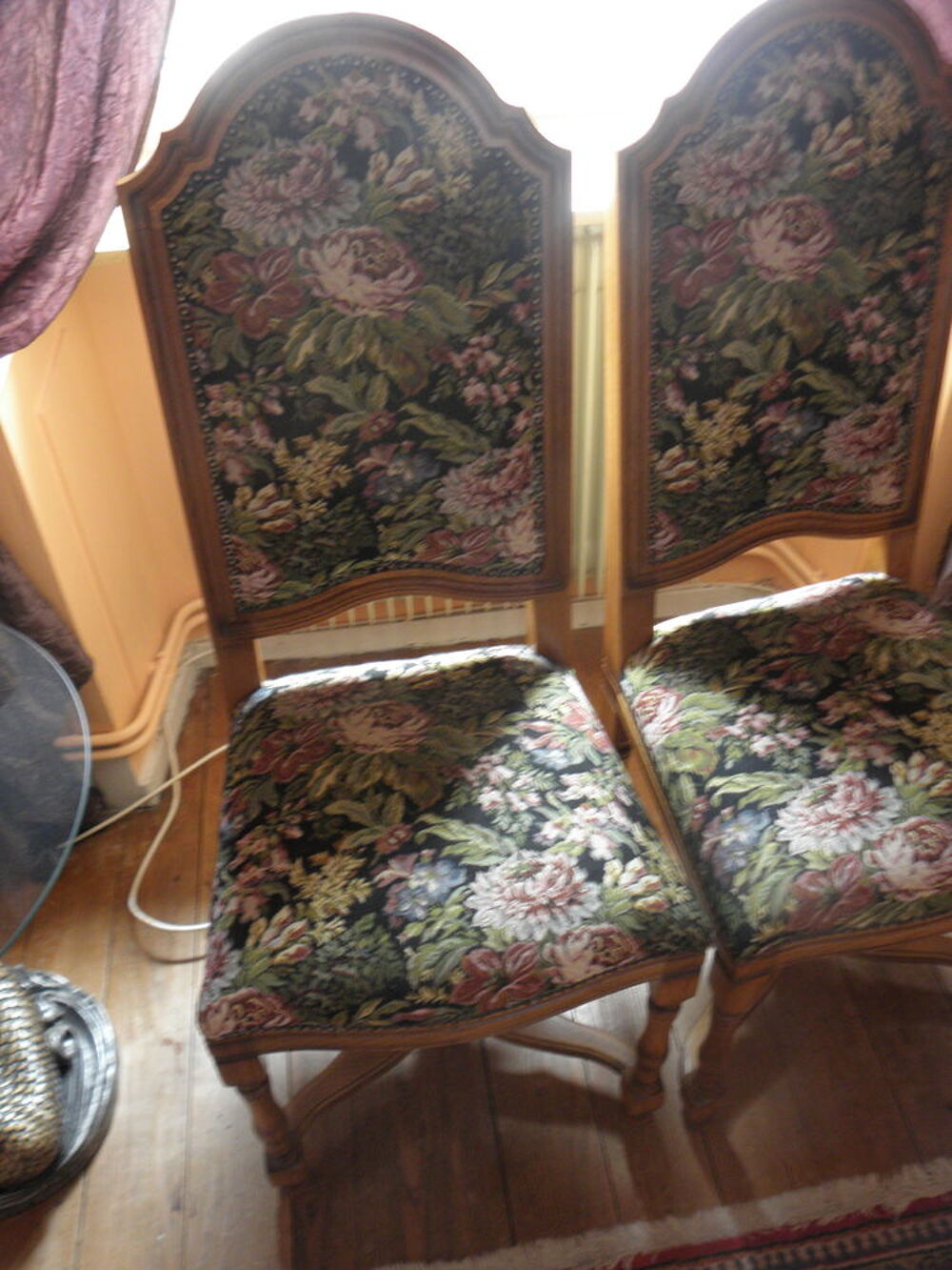 chaises ch&ecirc;ne tapissier Meubles