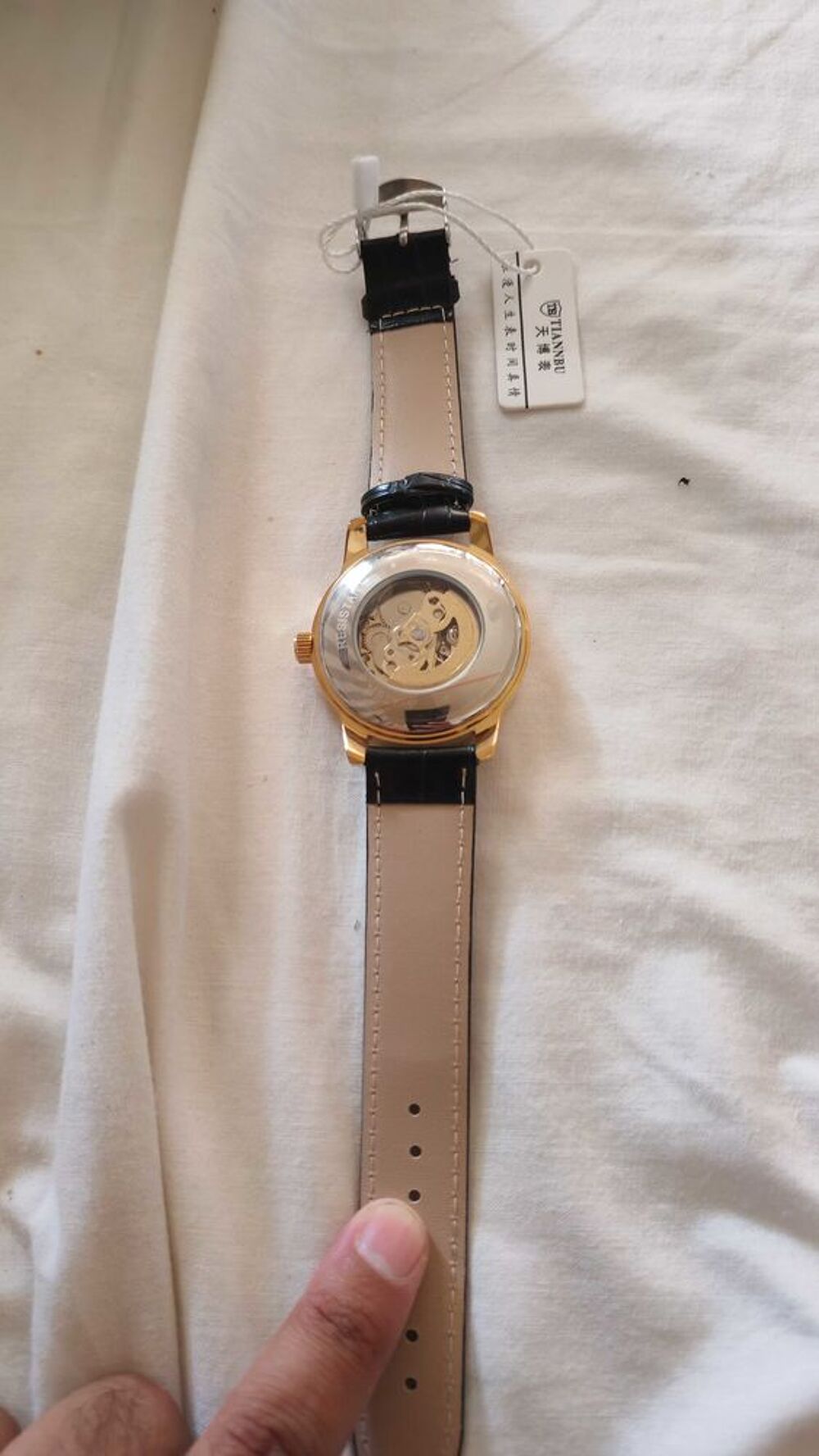 Montre automatique homme TIANNBU €" Squelette dor&eacute;e €" Neuve avec &eacute;tiquette Bijoux et montres