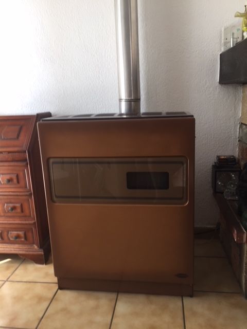 poele � mazout ++ 300 Le Cannet (06)