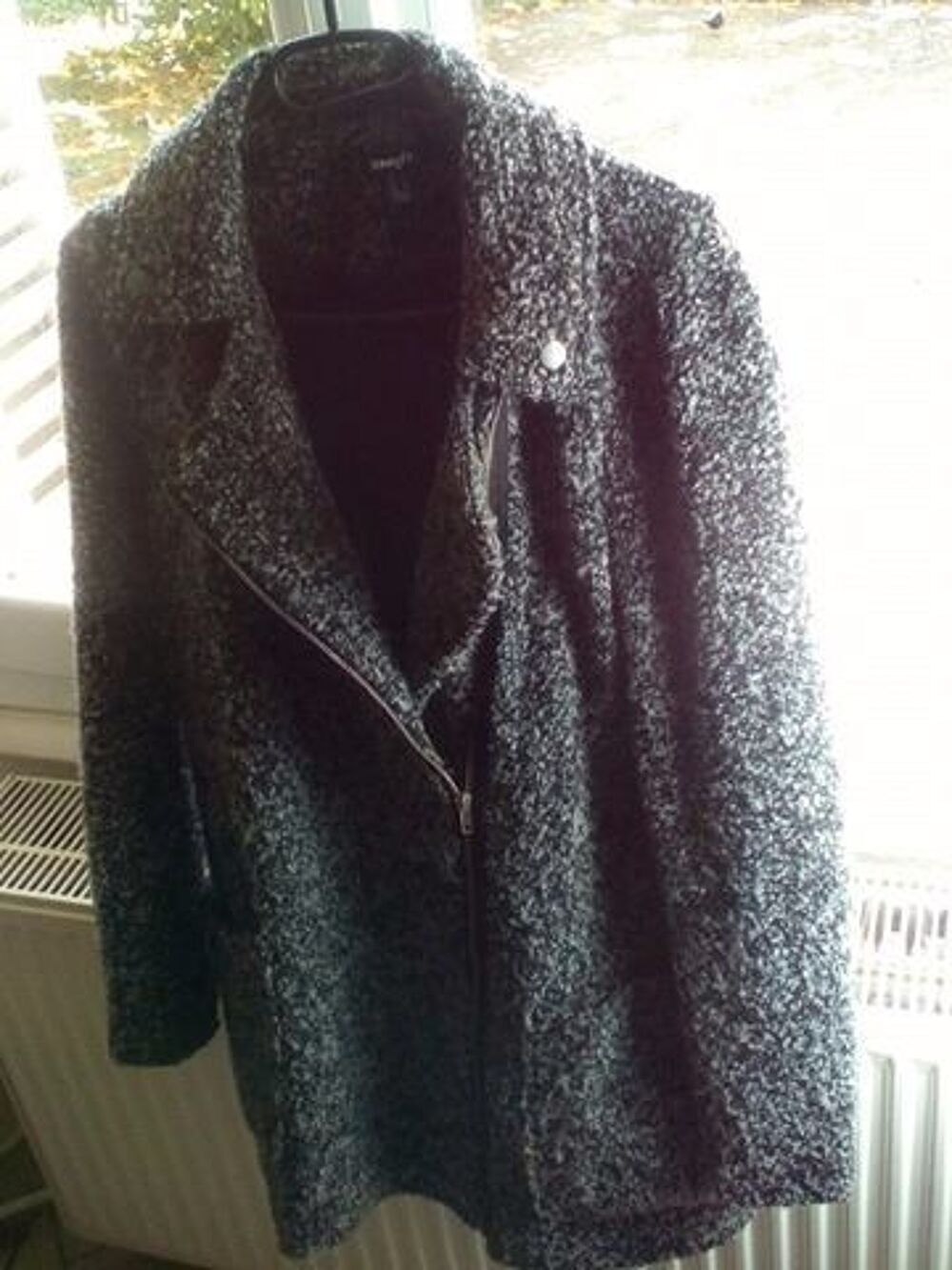 Manteau gris chin&eacute; Vêtements
