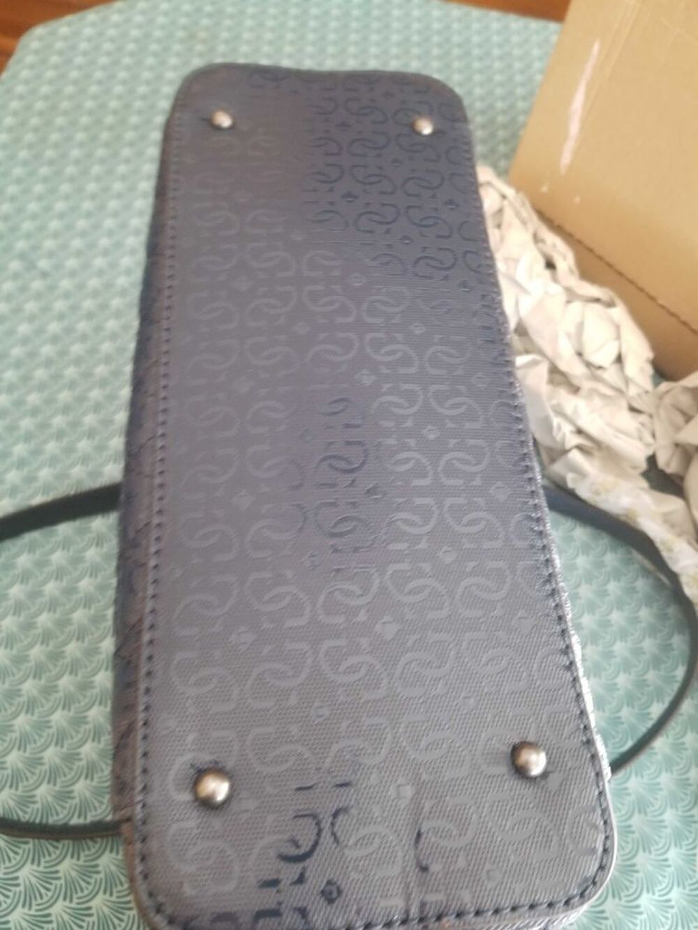 sac cabas femme GUESS Maroquinerie