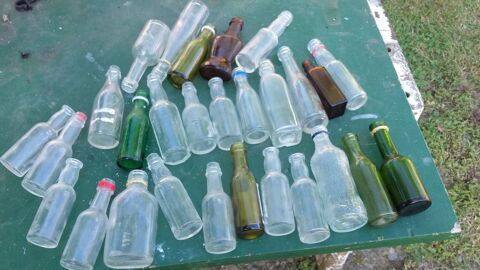 Petite bouteille  -Mignonnette    vide 10 Martres-de-Rivi�re (31)