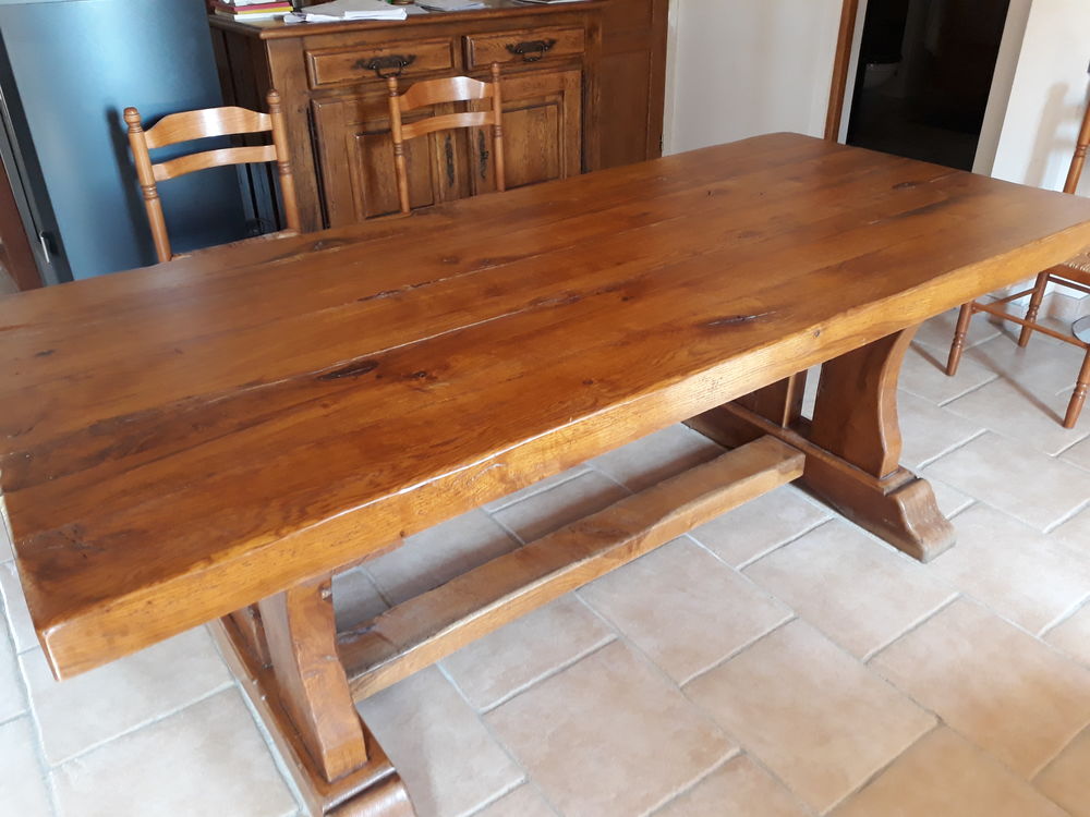 Ensemble table+ buffet 2 portes + buffet 1 porte Meubles