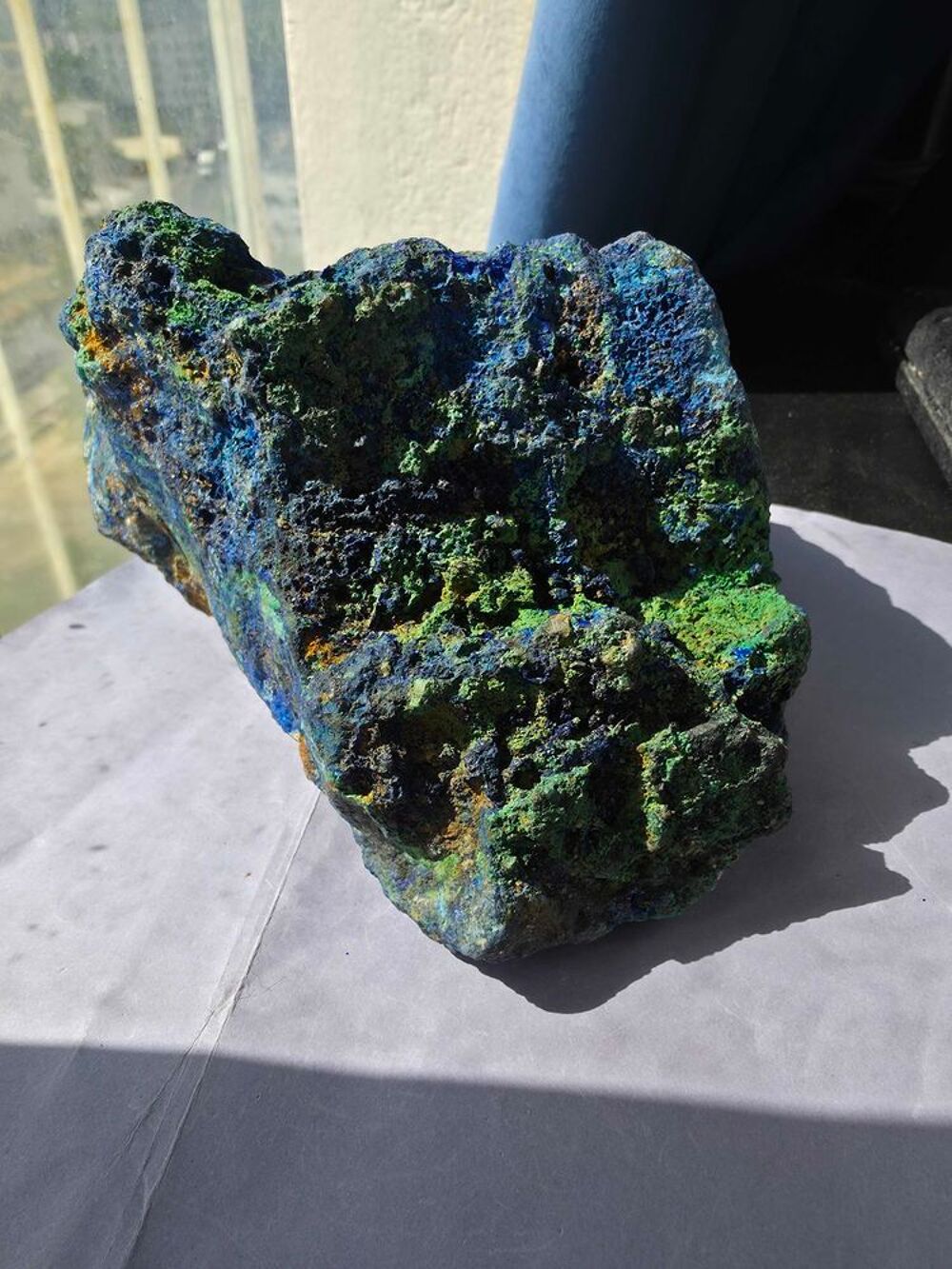 Magnifique Grande Pi&egrave;ce Min&eacute;rale Azurite &amp; Malachite Fibreuse RDC 17,6 cm 