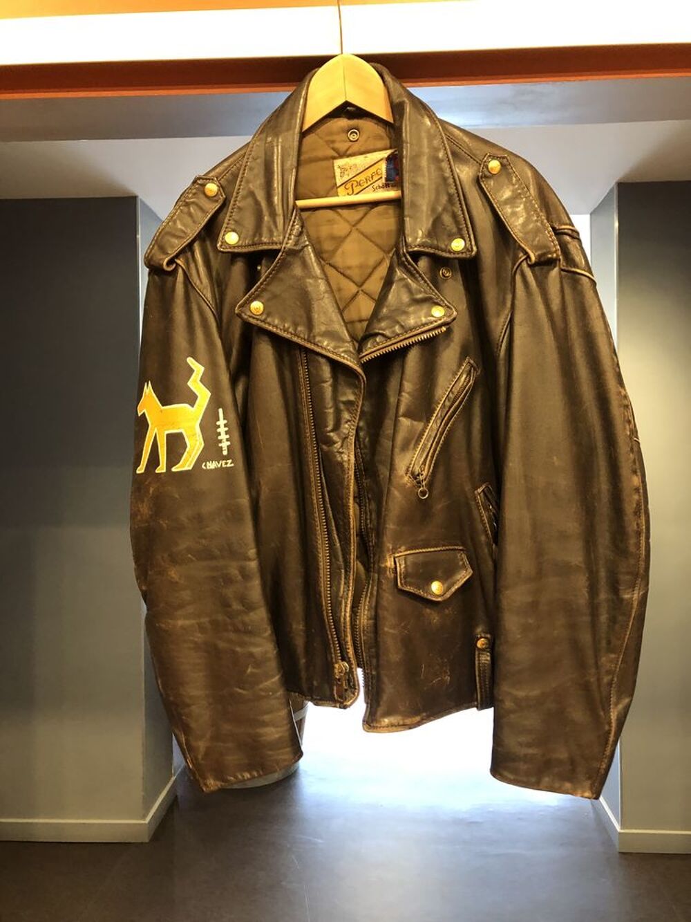 V&eacute;ritable perfecto Schott de 1989 marron Vêtements