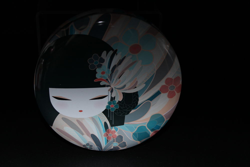 Bo&icirc;te ronde KIMMIDOLL neuve 