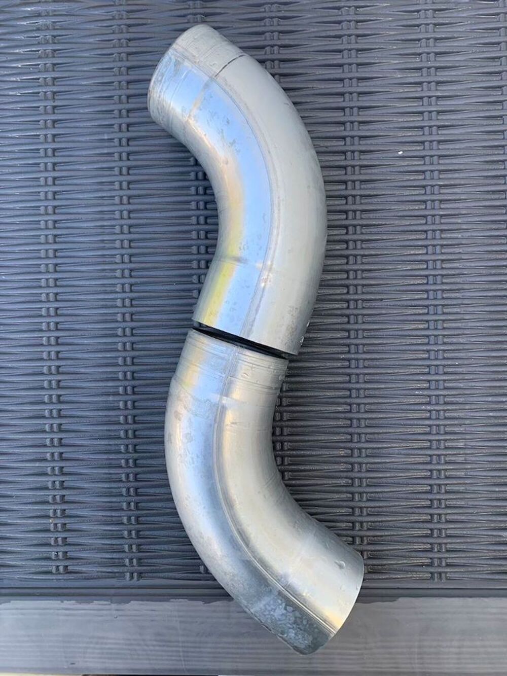 Coude en zinc cylindrique cintr&eacute; 72 diam&egrave;tre 80 mm VMZINC Bricolage