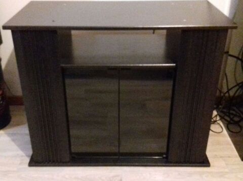 Meuble de t�l� noir 45 Fraisans (39)