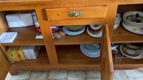 Meuble de salle � manger 250 Carpentras (84)