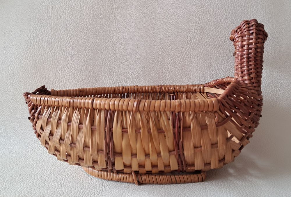 panier &agrave; pain pani&egrave;re corbeille en rotin et osier tress&eacute; Décoration