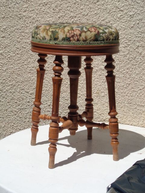 Tabouret de piano 120 Saint-Maurice-Montcouronne (91)