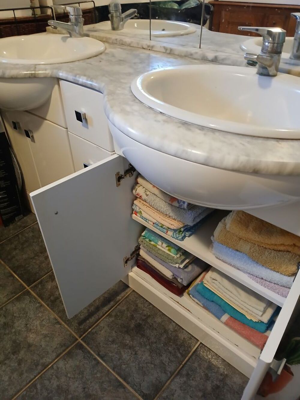 MEUBLE SDB DOUBLE VASQUE avec grand miroir et robinetterie Meubles