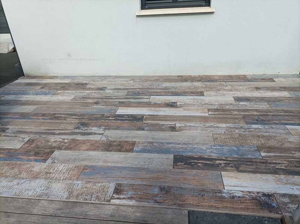 carrelage ext. antid&eacute;rapant. 120 x 20 Jardin
