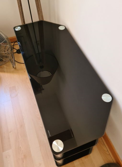 Meuble TV (Couleur noire vitr�e) 85 N�mes (30)