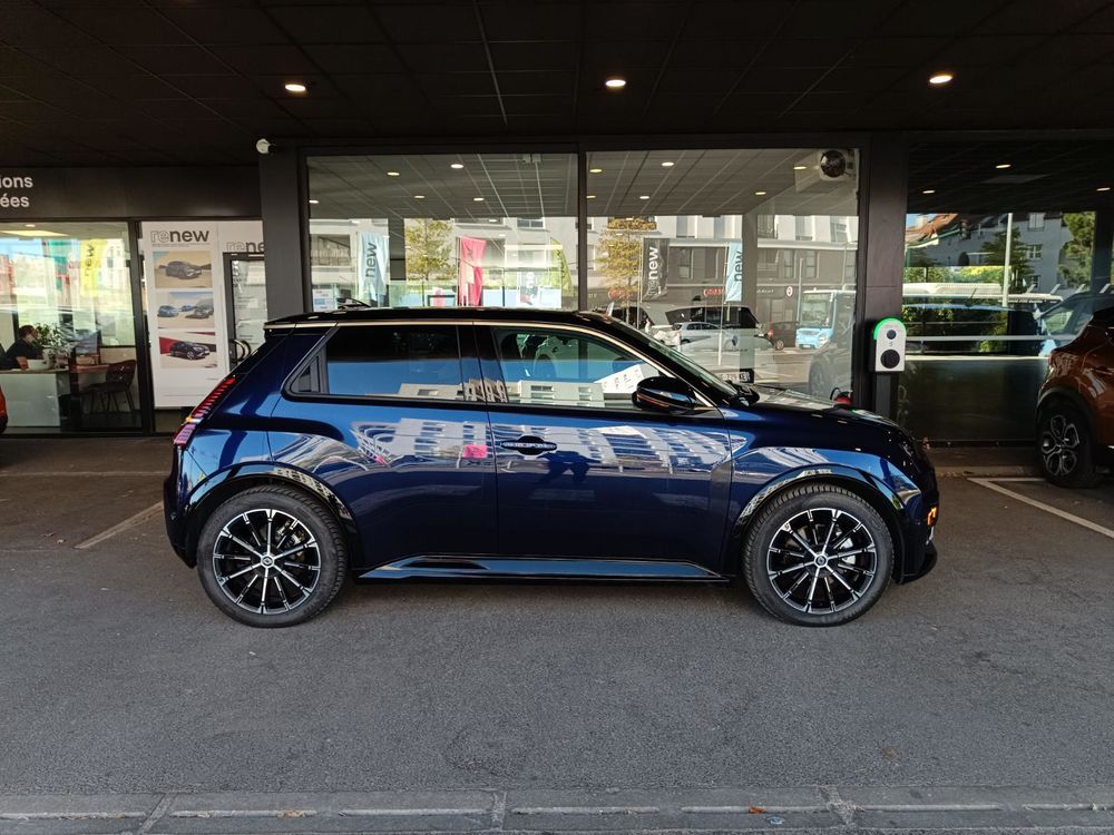 R5 Renault 5 E-Tech Electrique 150 ch autonomie confort Iconic 2025 occasion 95220 Pierrelaye