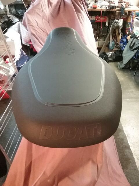 Pi&egrave;ces et &eacute;quipements Moto - Scooter - Quad Pi&egrave;ces et &eacute;quipements Moto - Scooter - Quad  occasion Savigny-sur-Orge 91600