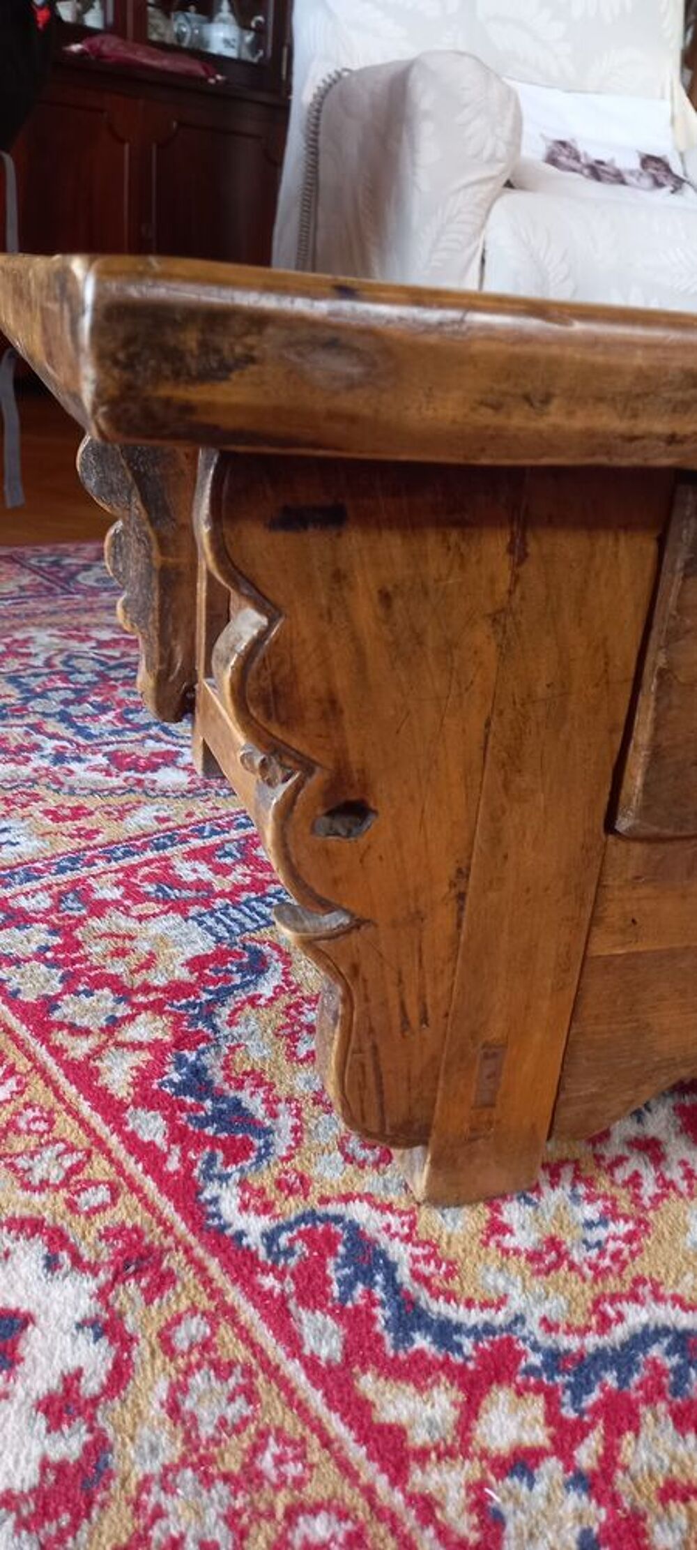 Table basse chinoise ancienne Kang en orme XIXe si&egrave;cle 