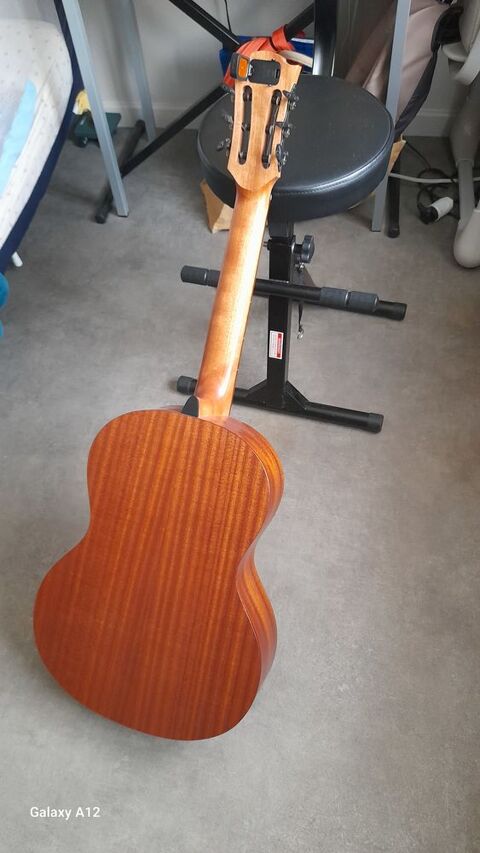 Guitare lag classique adulte 80 Romans-sur-Is�re (26)
