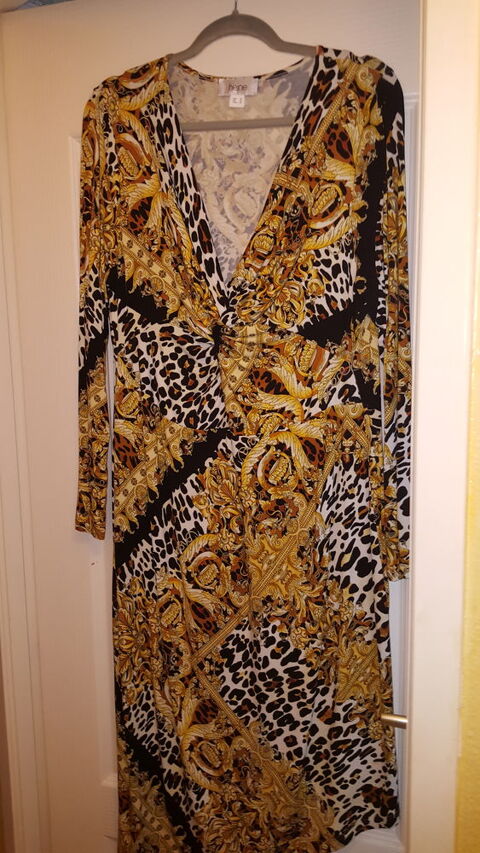 ROBE LEOPARD de chez HELLINE 50 Courbillac (16)
