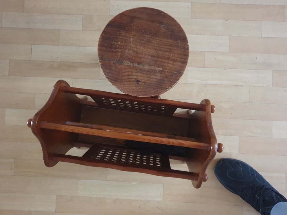 Meuble.en.bois.chevet et rangement parapluie Meubles