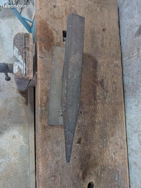 Enclume ancienne ? 50 € Saint-Denis-lès-Bourg (01)