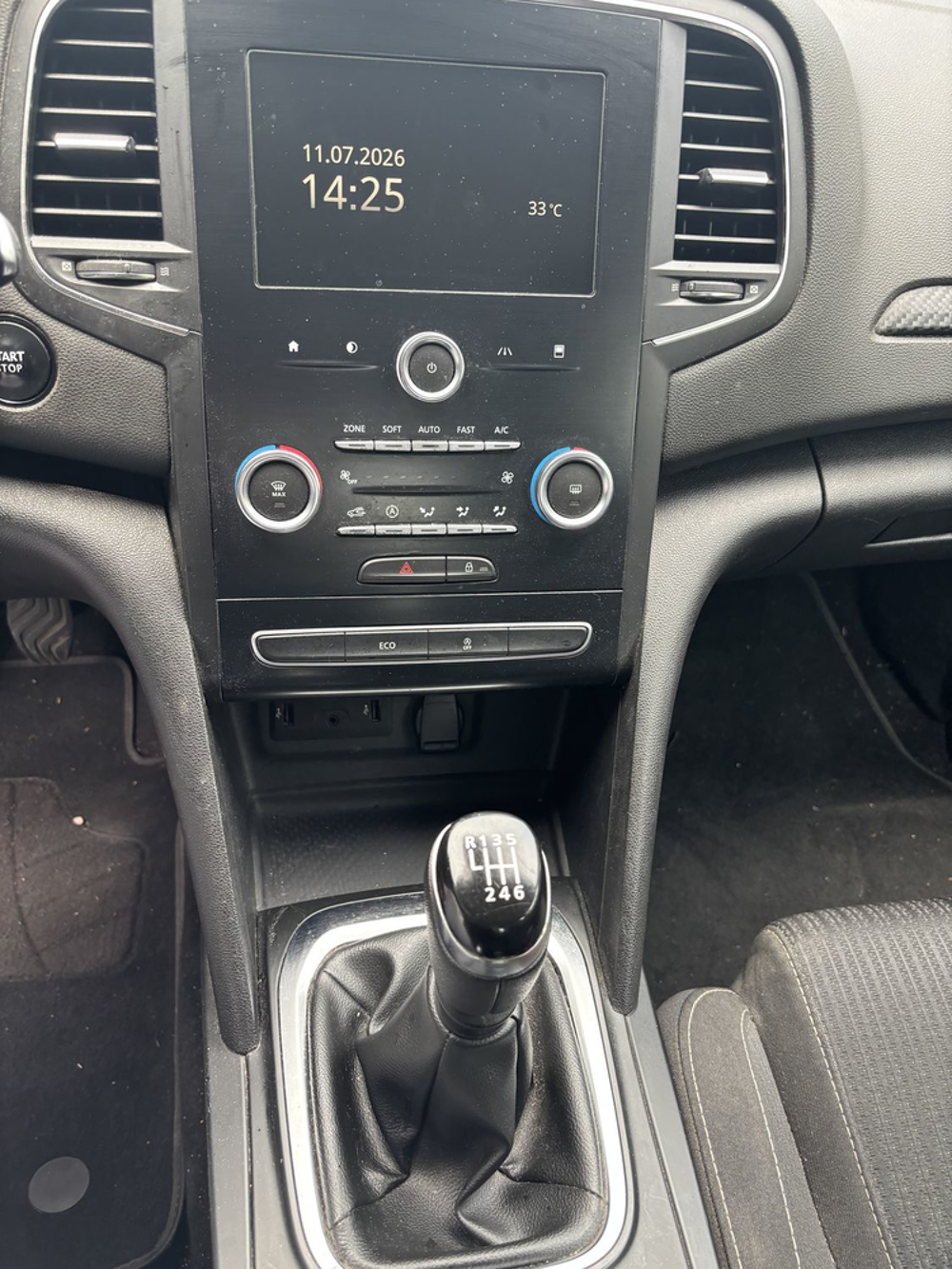 Megane IV M&eacute;gane IV Berline dCi 110 Energy Business 2017 occasion 34400 Lunel