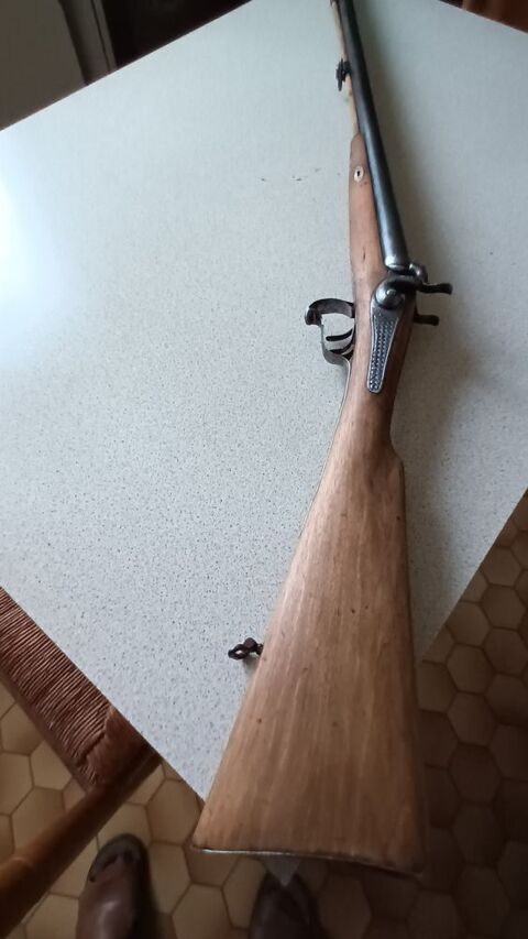 Vieux fusil � poudre 1850 200 Genilac (42)