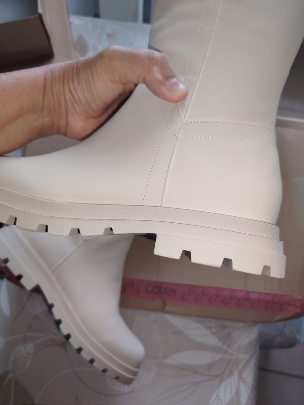 Tr&egrave;s belle botte Neuve tr&egrave;s tendance Chaussures