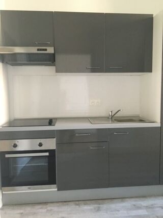  Appartement à louer 3 pièces 55 m²