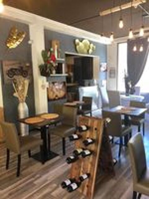   hotel restaurant 