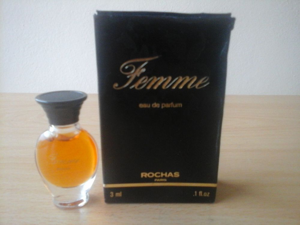 MINIATURES DE PARFUM
MINIATURES DE PARFUM
