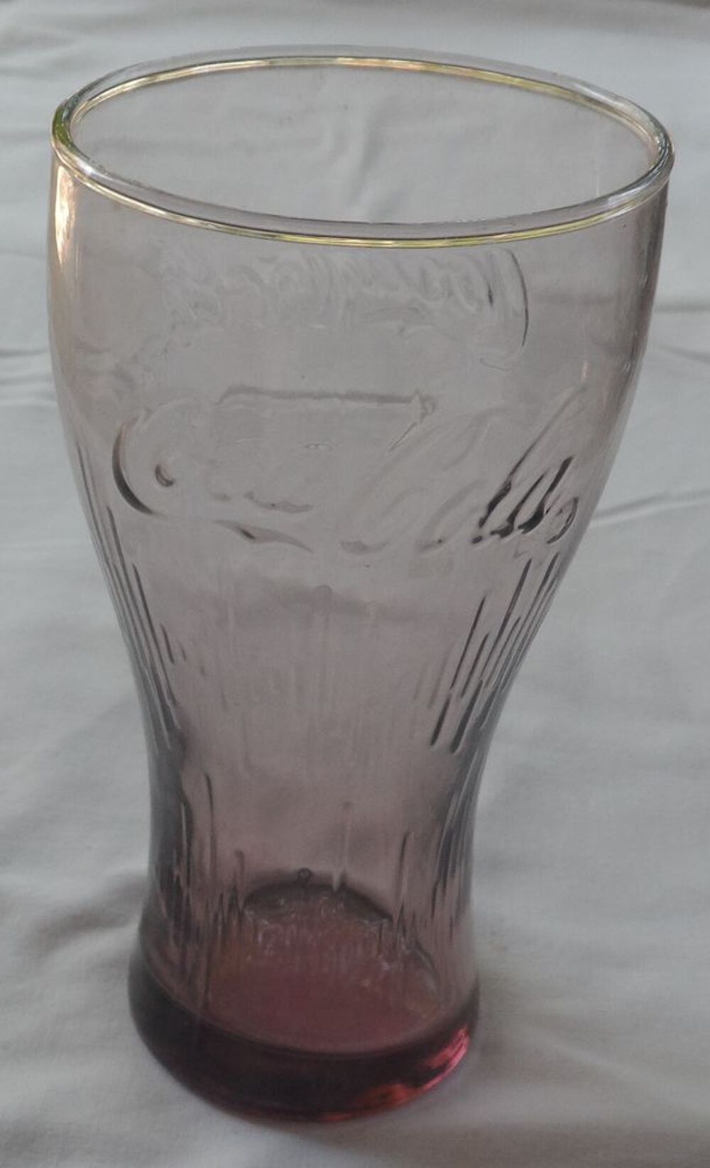 1 verre Coca Cola teint&eacute; lie de vin neuf
Hauteur 14,5 cm Cuisine