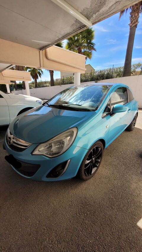 Opel corsa 1,4l twinport color edition