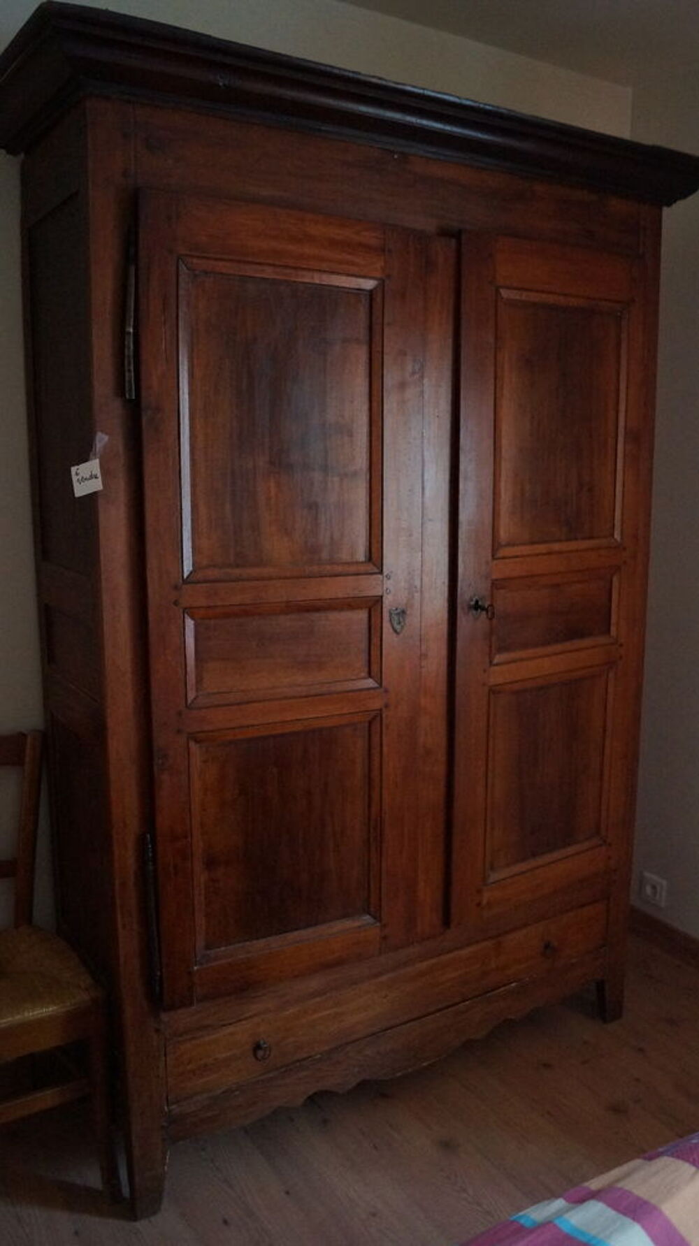 Armoire 2 portes ancienne en merisier Meubles