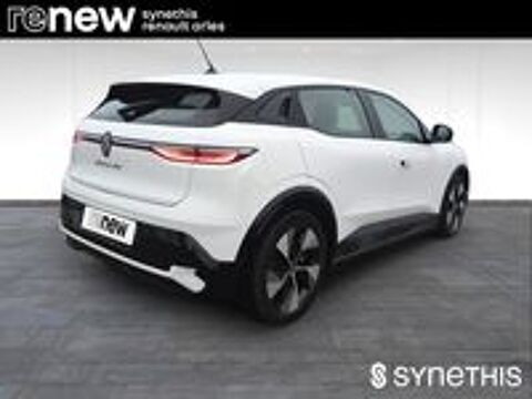 M&eacute;gane Megane E-Tech EV40 130ch standard charge Equilibre 2022 occasion 13200 Arles