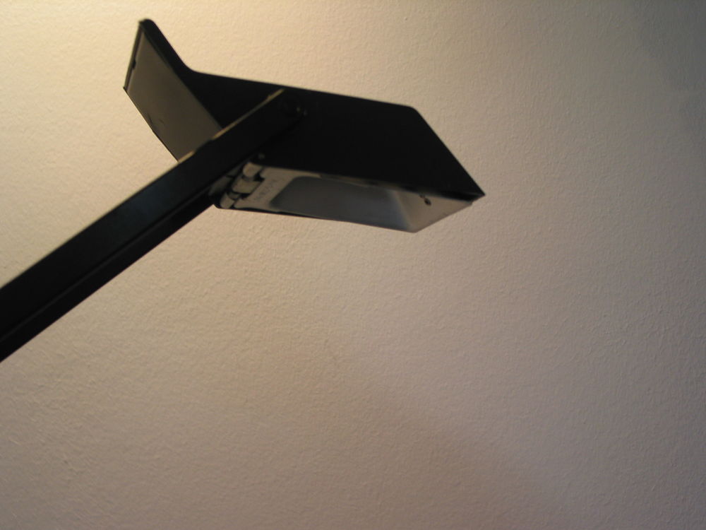 grande lampe ARTEMIDE TIZIO design Richard SAPPER pour FLOS Décoration