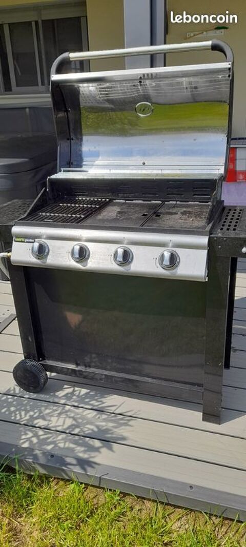 Barbecue  gaz grill + plancha 150 Plassac (17)