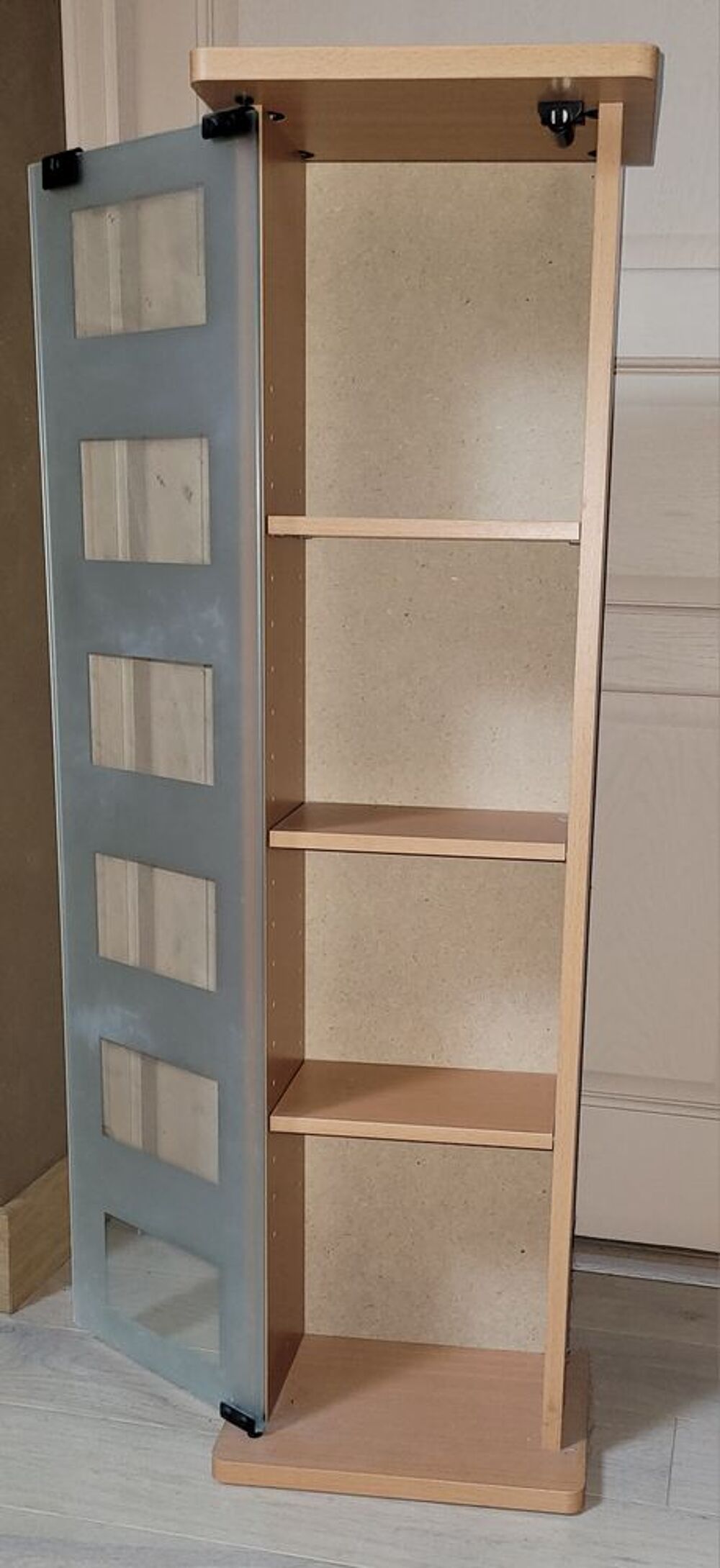Meuble type rangement CD Meubles