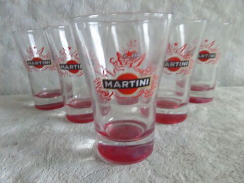 verres MARTINI couleur rouge 17 Lyon 8 (69)