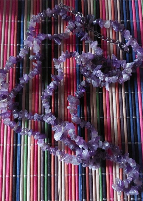 Collier vintage am�thystes (RODIER)
15 Targon (33)